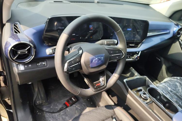 Used Chevrolet Equinox Plus 2024 102km RS Ultimate Edition Steering Wheel