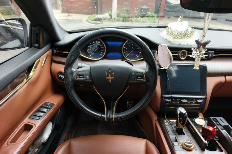 Used Maserati President 2017 3.0T Standard Model Steering Wheel