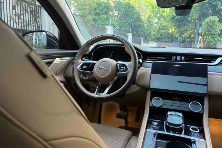 Used Jaguar XFL 2024 2.0T P250 Two-Wheel Drive Prestige Luxury Edition
