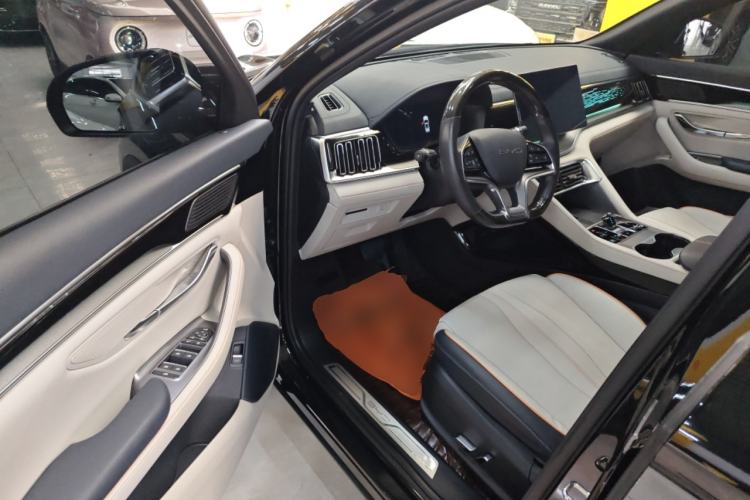 Used BYD Song PLUS New Energy 2023 Champion Edition EV 520KM Flagship Model
