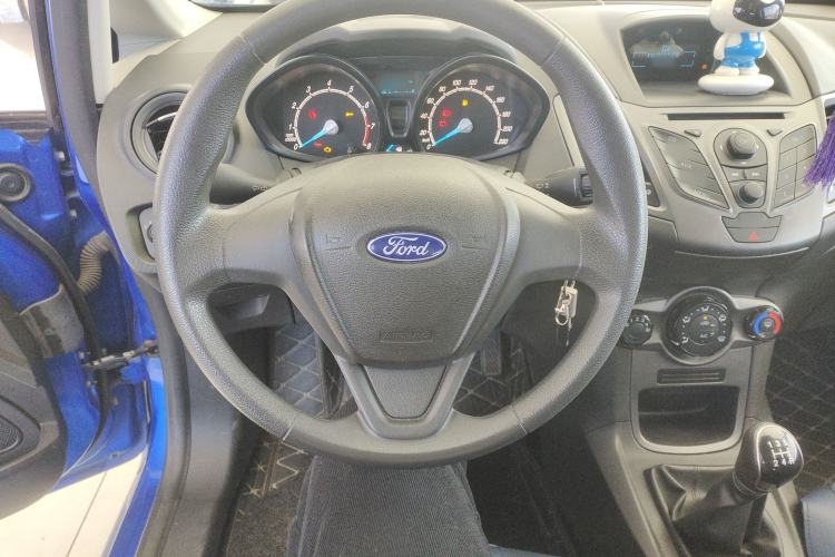 Used Ford Fiesta 2013 Hatchback 1.5L Manual Fashion Edition