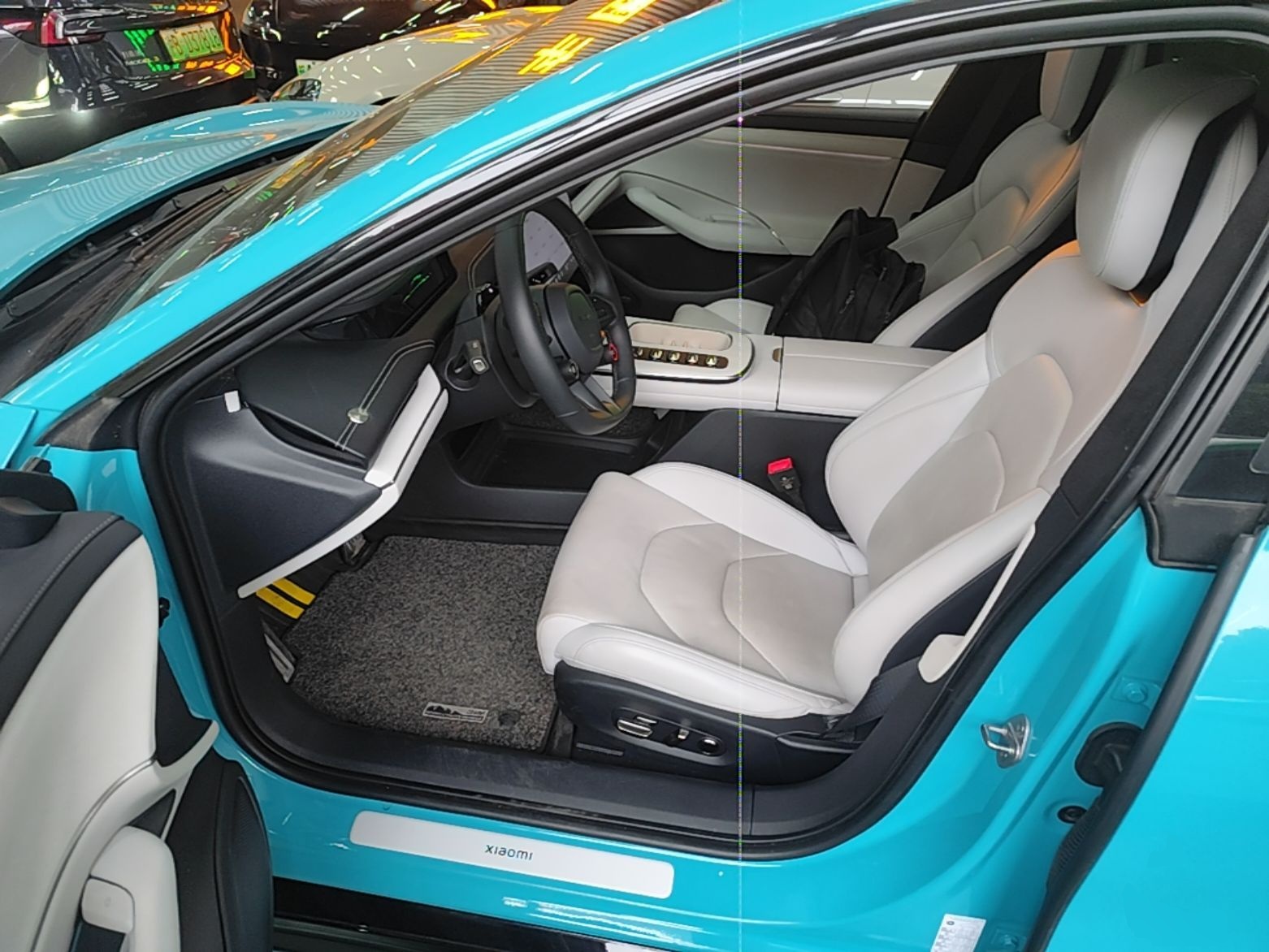 Xiaomi Auto SU7 2024 Four-Wheel-Drive Max Founder's Edition — снимка 18