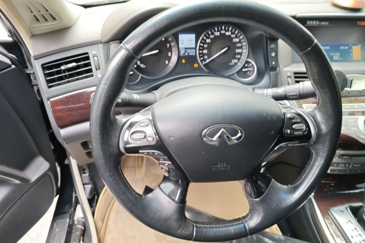 Used Infiniti M Series 2012 M25L Luxury Edition