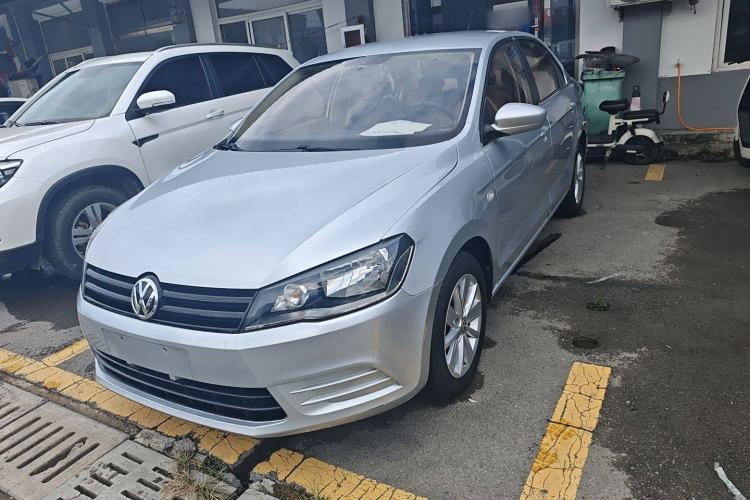 Used Volkswagen Jetta 2015 1.6L Automatic Fashion Model