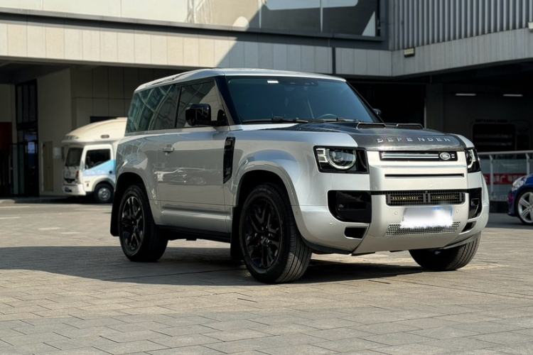 Used Land Rover Defender 2023 Facelift 90 3.0T P400 XS