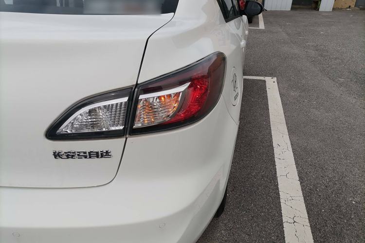 Used Mazda Mazda 3 2015 Sedan 1.6L Automatic Comfort Model