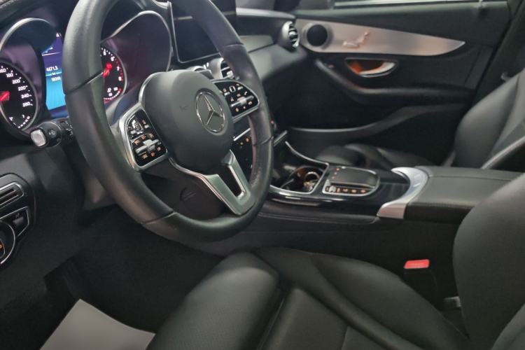 Used Mercedes-Benz GLC 2020 GLC 260 L 4MATIC Dynamic Model Interior 3