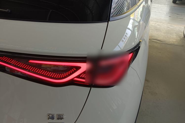 Used BYD Dolphin 2025 Intelligent Driving Version 410 km Fashion Edition
