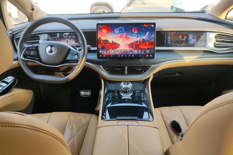 Used Denza D9 2025 DM-i Intelligent Drive 1020 Four-Wheel Drive Flagship Model