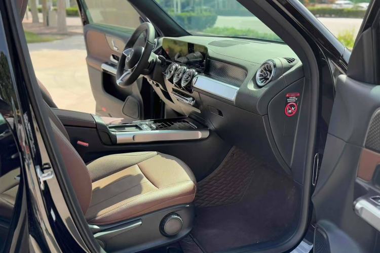 Used Mercedes-Benz GLB 2024 Refresh GLB 220 Dynamic Edition