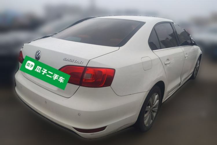 Used Volkswagen Sagitar 2014 1.6L Automatic Comfort Model Rear Right 45 Deg