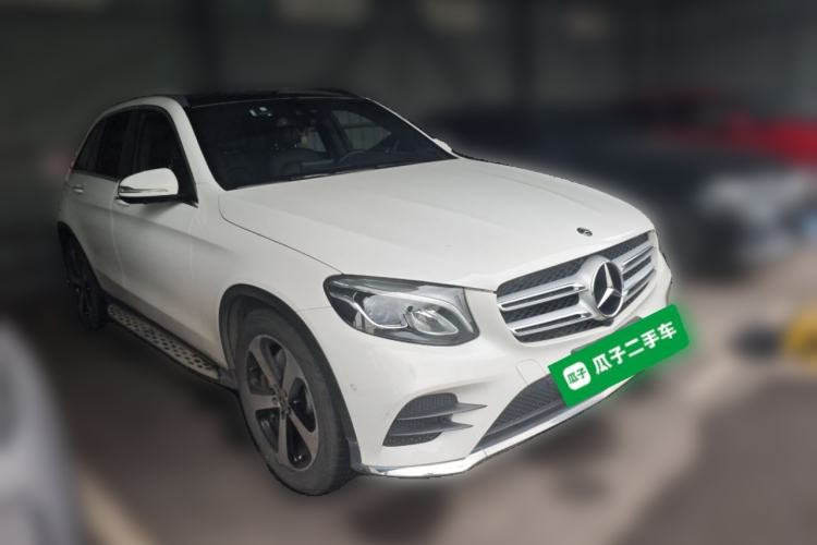 Used Mercedes-Benz GLC 2018 GLC 260 4MATIC Luxury Model
