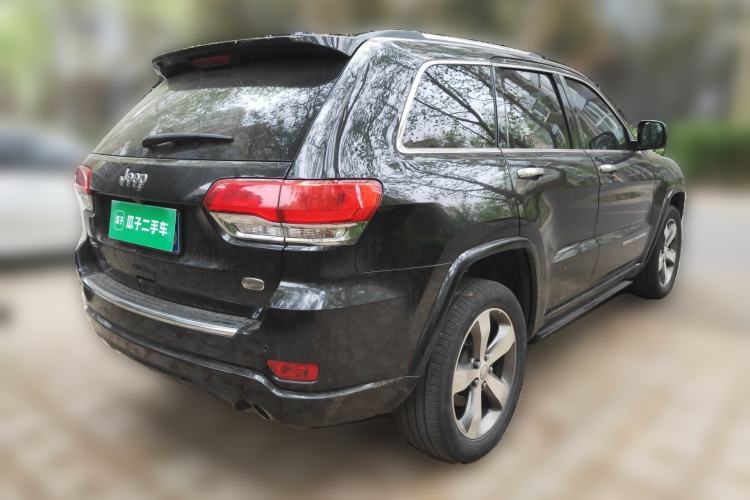 Used Jeep Grand Cherokee 2015 3.6L Luxury Navigation Edition Rear Right 45 Deg