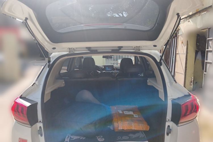 Used BAIC Beijing X5 2018 1.5T CVT Elite Version National V Trunk