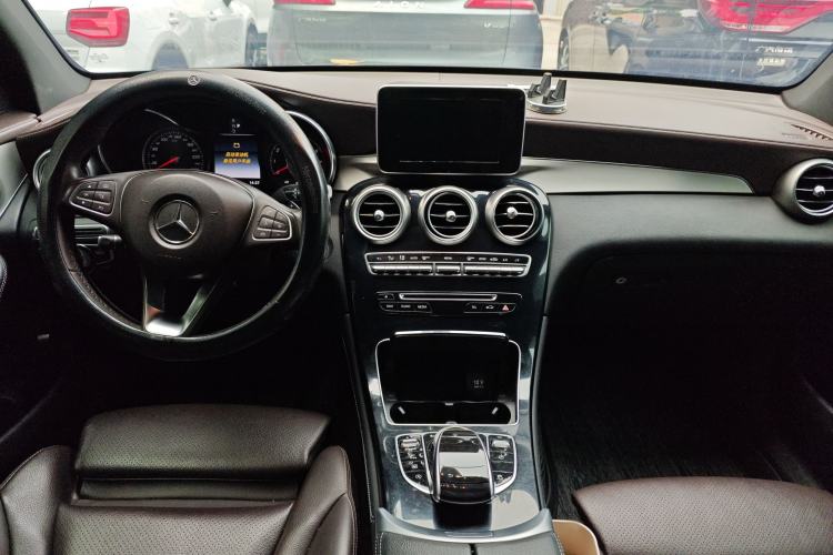 Used Mercedes-Benz GLC 2019 GLC 200 L 4MATIC
