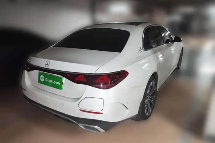 Used Mercedes-Benz E-Class New Energy 2024 E 350 e L Plug-in Hybrid Sports Sedan
