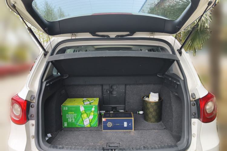 Used Volkswagen Tiguan 2012 1.8TSI Automatic Two-Wheel Drive Trend Edition Trunk