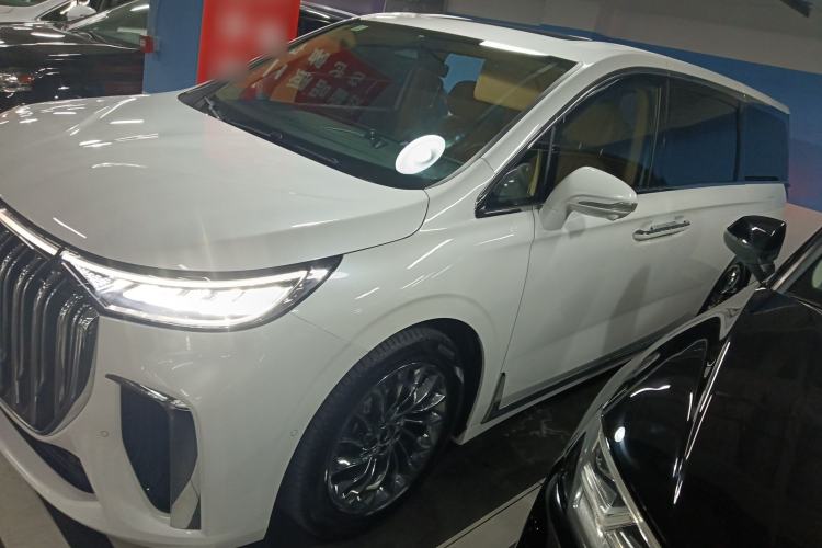 Used VOYAH Dream 2024 EV Long-Range Premium Edition