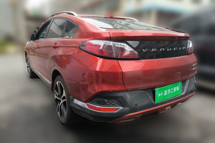 Used Venucia T90 2017 2.0L CVT Leading Edition Rear Left 45 Deg