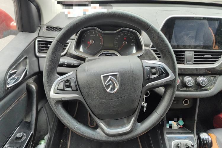 Used Baojun 310 2016 1.2L Manual Luxury Model