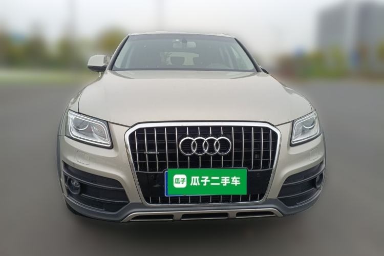 Used Audi Q5 2018 Collector's Edition 40 TFSI Technology Model Front