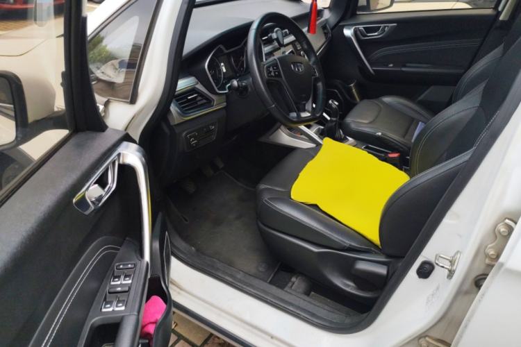 Used Geely Auto Vision X3 2017 1.5L Manual Elite Model
