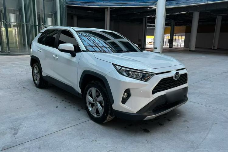 Used Toyota RAV4 2021 2.0L CVT Two-Wheel Drive Fashion PLUS Edition