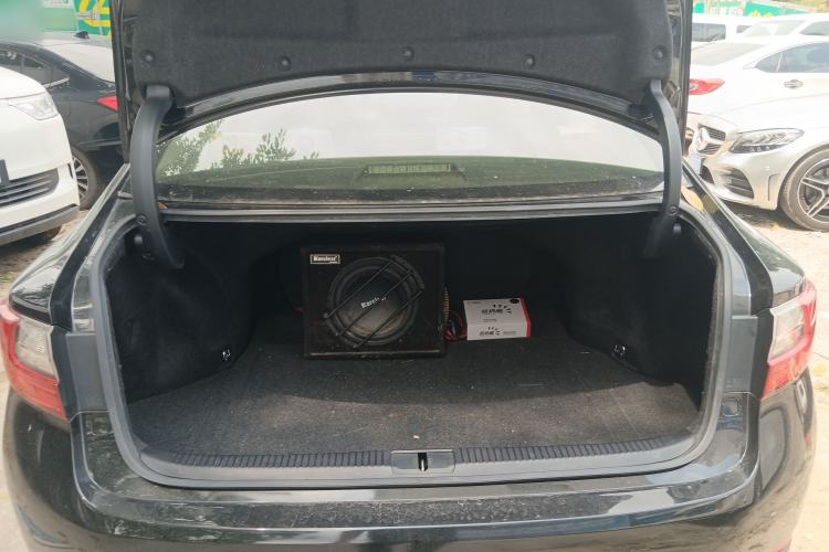 Used Lexus ES 2016 200 Midnight Special Limited Edition Trunk