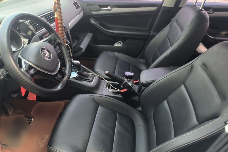 Used Volkswagen Sagitar 2015 1.6L Automatic Comfort Model Left Front Seat