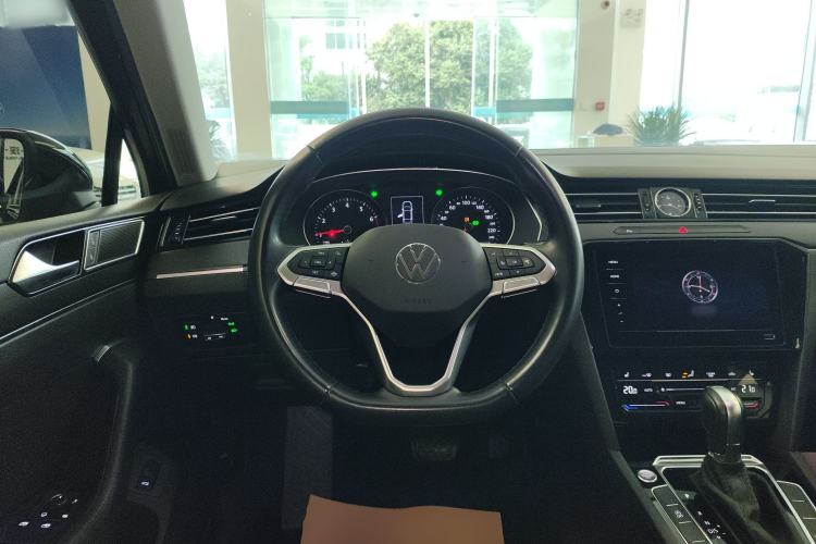 Used Volkswagen Magotan 2020 330TSI DSG Leading Model Steering Wheel