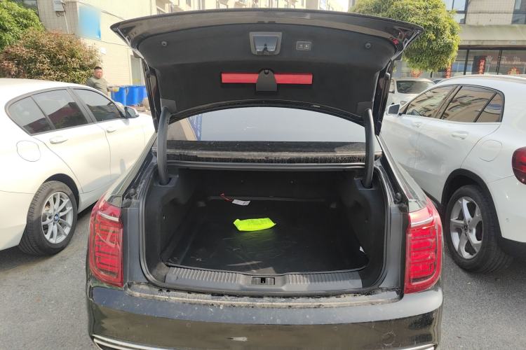 Used Hongqi H9 2022 2.0T Smart Connect Flagship Edition Trunk