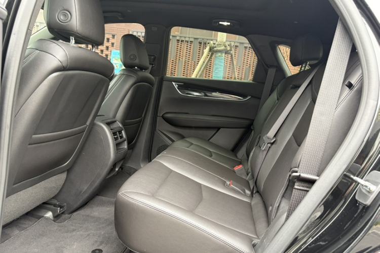 Used Cadillac XT5 2021 2.0T Two-Wheel Drive Luxury Version Interior 5