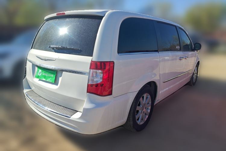 Used Chrysler Grand Voyager 2013 3.6L Luxury Edition Rear Right 45 Deg