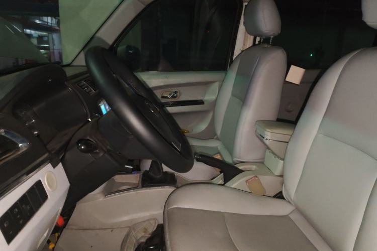 Used Jinbei New Hiace X30L 2016 1.5L Wealth Edition DLCG14
