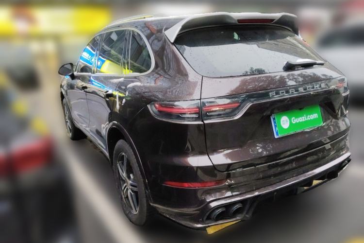 Used Porsche Cayenne 2014 Cayenne Platinum Edition 3.0T Rear Left 45 Deg