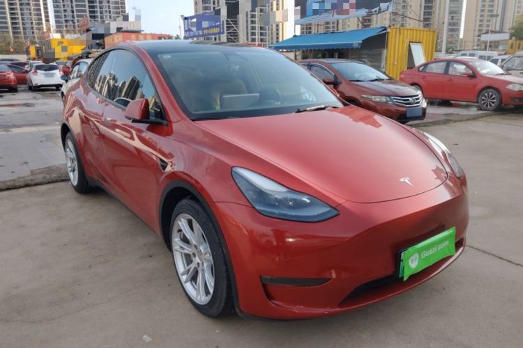 Used Tesla Model Y 2021 Long-Range All-Wheel-Drive Version 3D7
