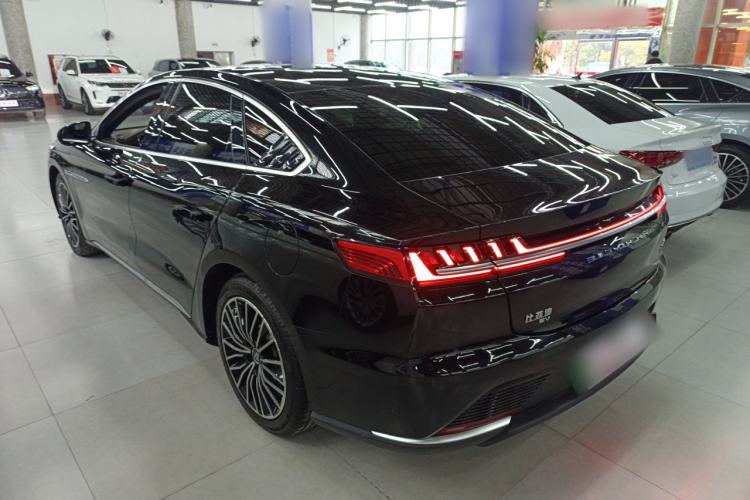 Used BYD Han 2020 EV Long-Range Luxury Model
