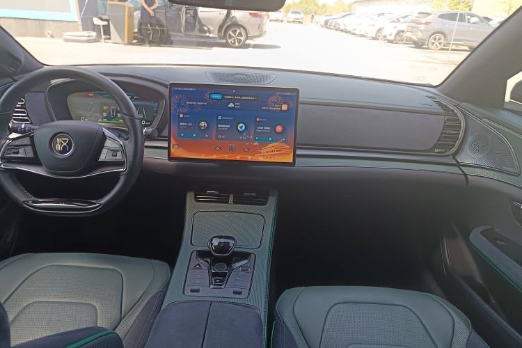 Used BYD Han 2022 EV 610 km All-Wheel-Drive Qianshan Cui Limited Edition
