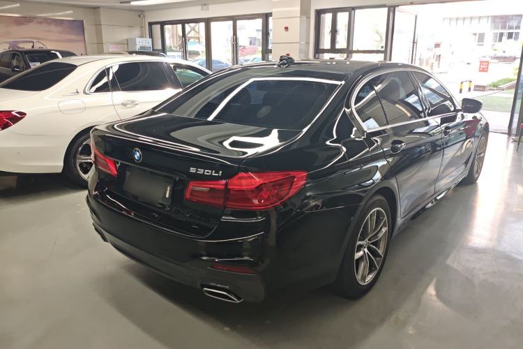 Used BMW 5 Series 2020 525Li M Sport Package