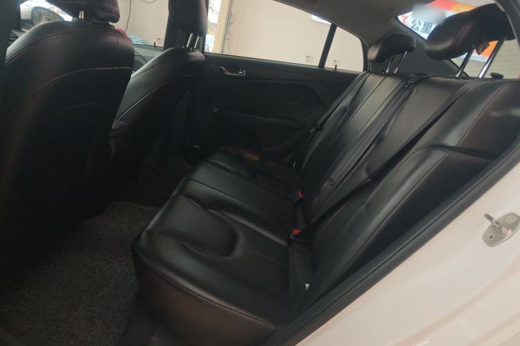 Used Chery Arrizo 5 2016 1.5L Manual Lingchao Edition
