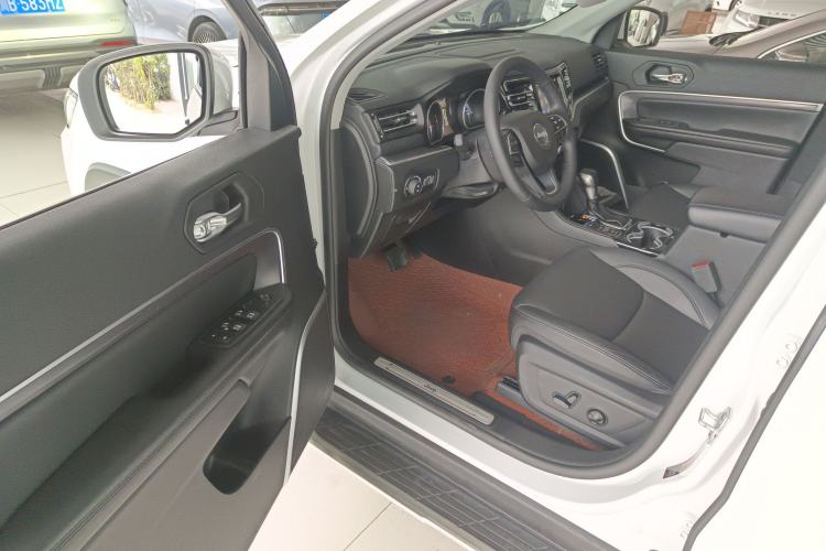 Used Jeep Grand Commander 2018 2.0T Four-Wheel Drive Enjoyment Edition China VI
