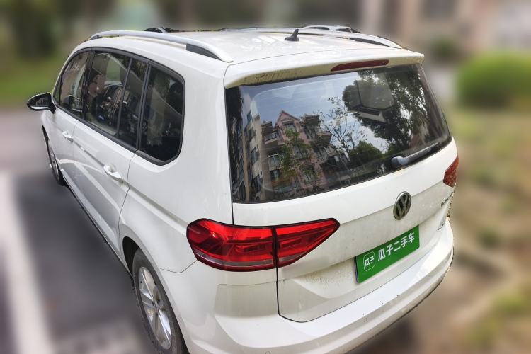 Used Volkswagen Touran 2016 Volkswagen Touran L 280TSI Manual Trend Edition
