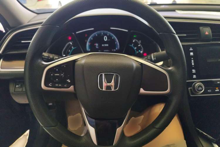 Used Honda Civic 2019 220TURBO CVT Dynamic Edition China VI Steering Wheel