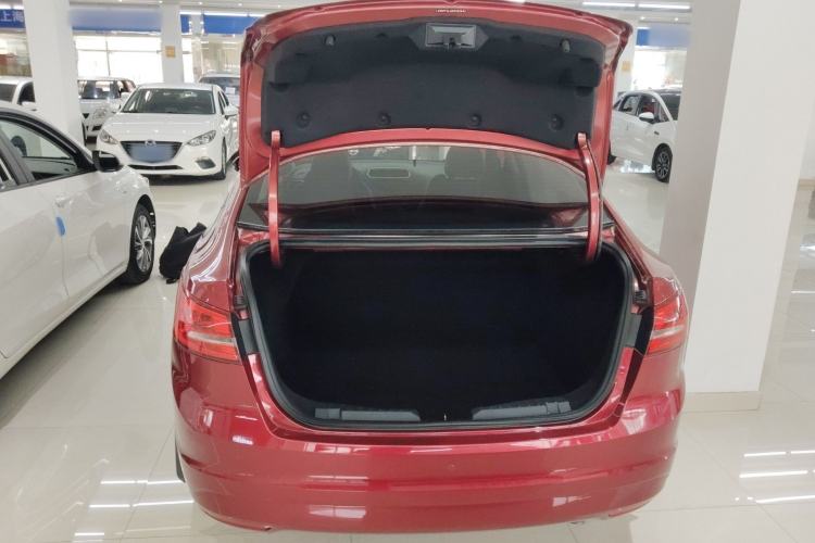 Used Ford Escort 2017 Happiness Edition 1.5L Automatic Fashion Version
