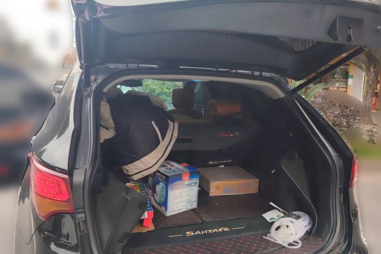 Used Hyundai Santa Fe 2017 2.0T Automatic All-Wheel Drive Smart 7-Seater