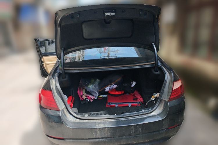 Used BMW 5 Series 2011 520Li Elegant Model