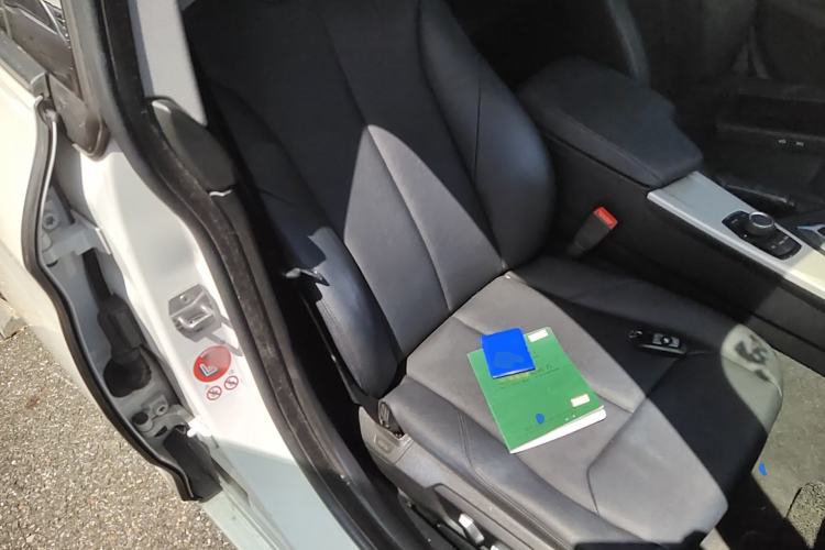 Used BMW 3 Series GT 2016 320i Fashion Model Right Front Seat