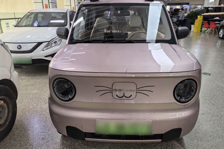 Used Geely Galaxy Panda 2023 Panda Mini 200km Endurance Bear