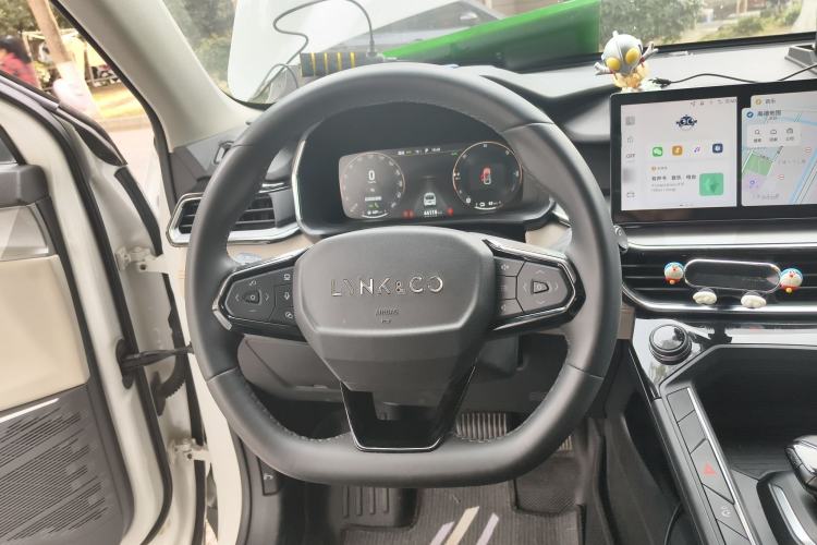 Used Lynk & Co 06 EM-P 2022 PHEV 84 km Range Pro Version
