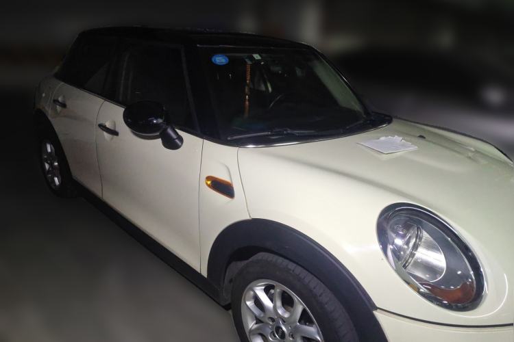Used MINI 2015 1.5T COOPER Fun Five-Door Edition
